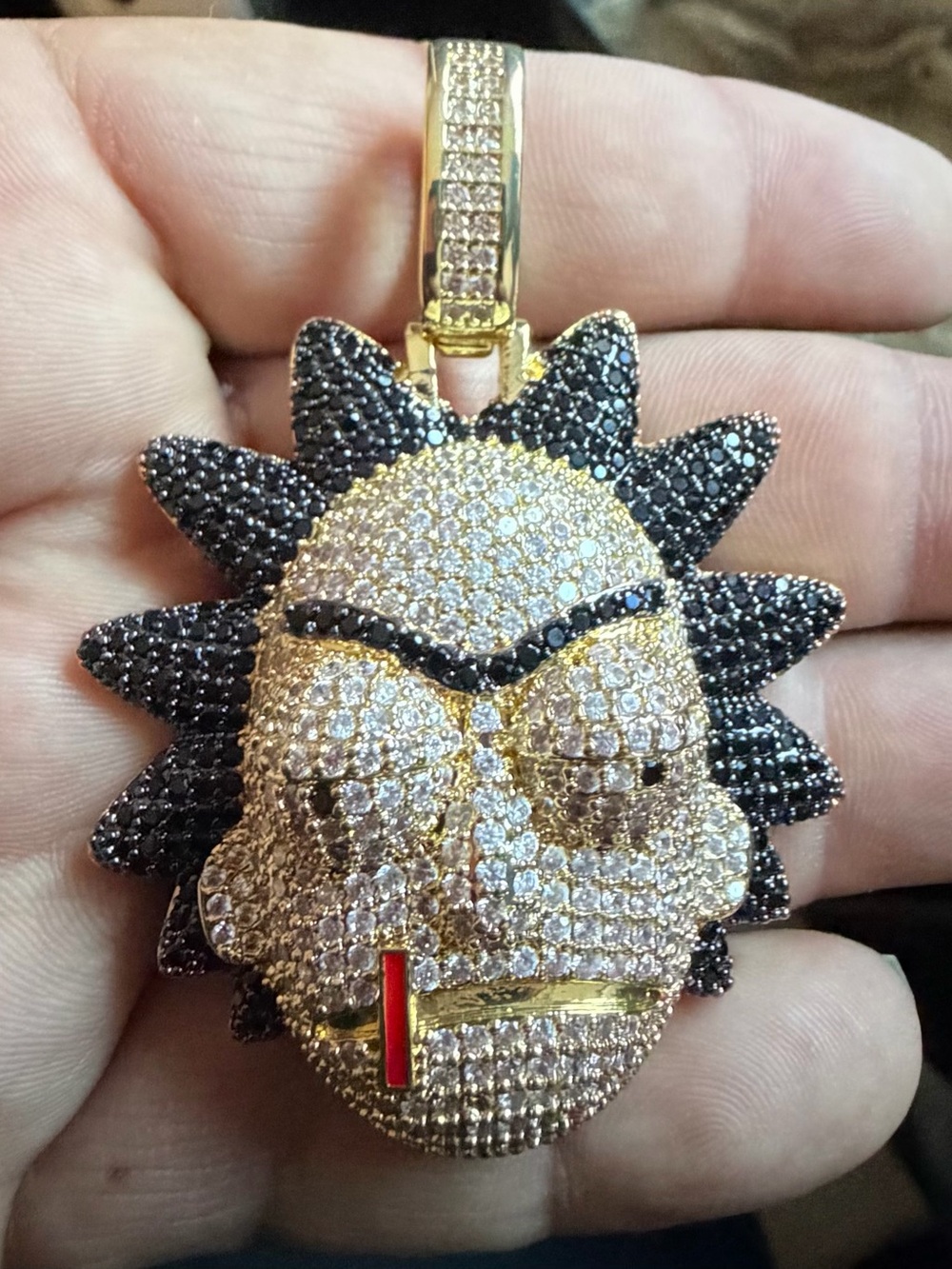 14K Gold Plated Ricky Martin Pendant + FREE 24” Rope Chain - Picture 3 of 4